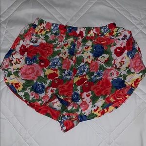 Flowered 💐 Shorts